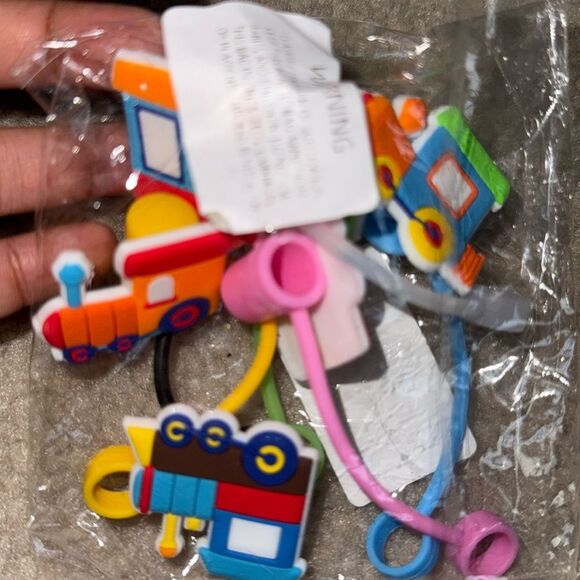 Colorful Train Themed Reusable Food Grade Silicone Straw Sleeve Caps 6pcs NIP - Picture 12 of 12